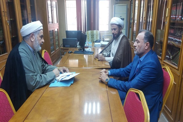 التباحث حول سبل توسيع مشروع المحافل القرآنية في العراق + صور