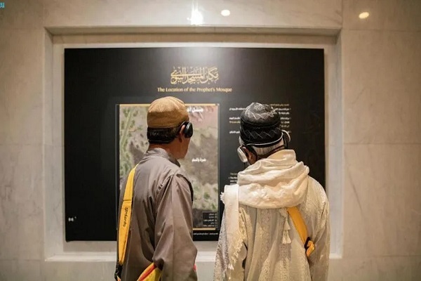 معرض عمارة المسجد النبوي يستقبل الزوار لإثراء تجربتهم المعرفية + صور وفيديو