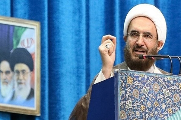 الرئيس الايراني: الاساءة الى القرآن اساءة الى الانسانية جمعاء