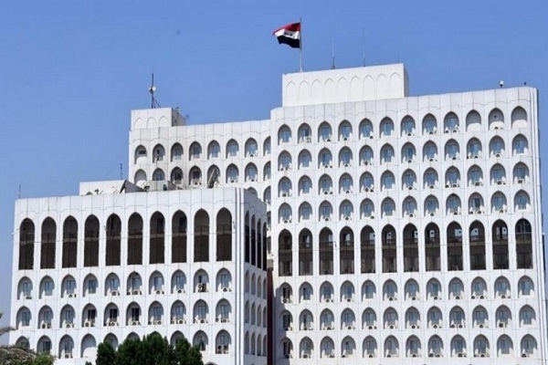 إحتجاجاًً على حرق المصحف.. عراقيون غاضبون يحاولون الوصول للسفارة الدنماركية