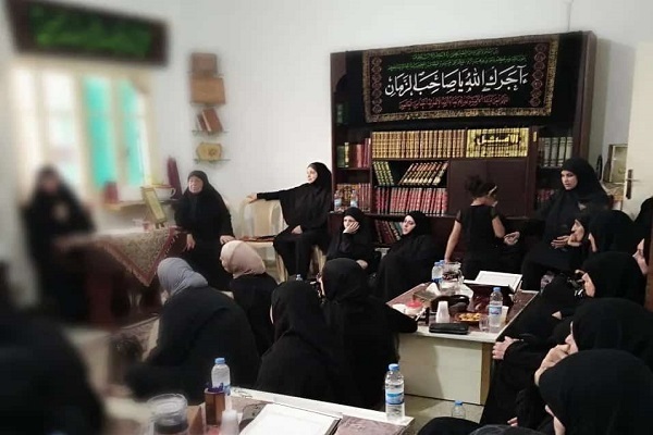 تنظيم محاضرة قرآنية بعنوان