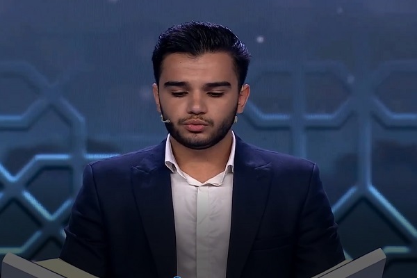 شاهد...تلاوة القارئ الايراني