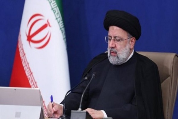 السيد الحكيم مستنكراً: الهجوم في شيراز يدعو للتكاتف في تجفيف منابع الارهاب