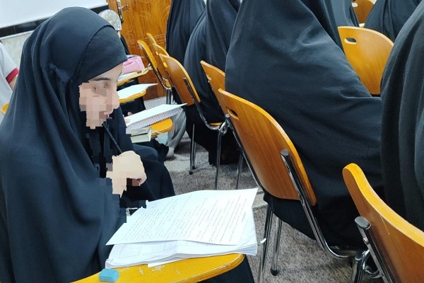 العراق: تنظيم دورة في تفسير القرآن بمشاركة 1000 طالب وطالبة + صور