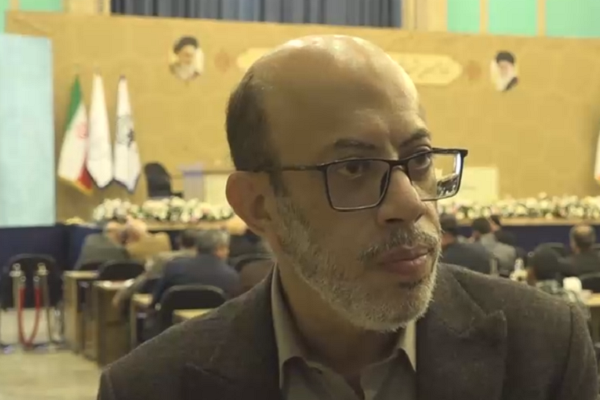 شرح خصائص القارئ الداعية من منظور المقرئين الإیرانیین