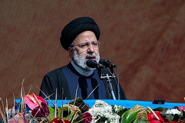 البيان الختامي لمسيرات ذكرى الثورة الإسلامية بإيران يدين جرائم الاحتلال في غزة
