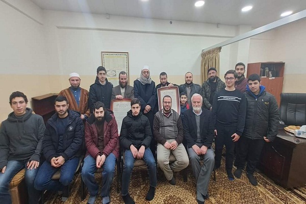 لبنان: دار القرآن تكرّم حافظين  جديدين للقرآن في طرابلس + صور