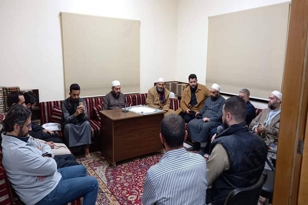 لبنان: دار القرآن للحفظ والتلاوة تكرّم طالباً وطالبةً جديدین + صور