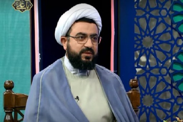 مدير رابطة الحوار الديني للوحدة في قم المقدسة