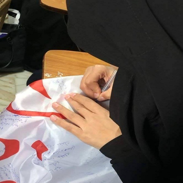 بالصور...مشاركة 138 طالبة في إحتفال ديني بالجنوب اللبناني