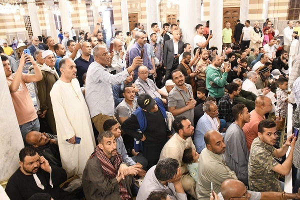 تنظيم ختمة القرآن المرتلة بمسجد السيدة زينب(ع) في القاهرة + صور تنظيم ختمة القرآن المرتلة بمسجد السيدة زينب(ع) في القاهرة + صور