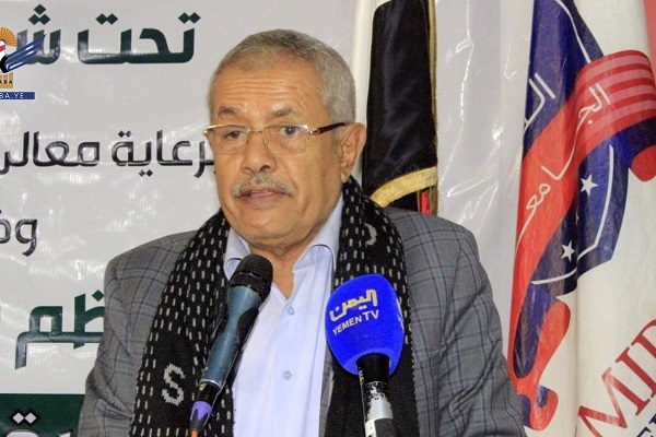 تکريم الفائزين في مسابقة القرآن الكريم بين طلبة الجامعات اليمنية