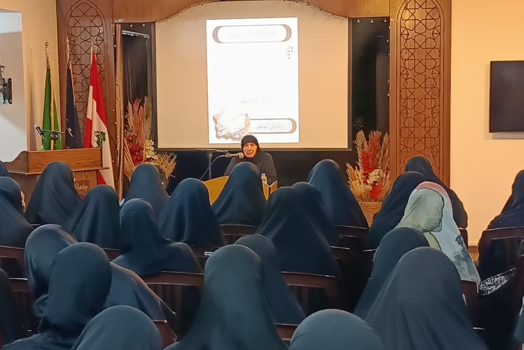 دار القرآن والحديث تقيم حفل إشهار ختمة إجازة لطالبتها في بيروت
