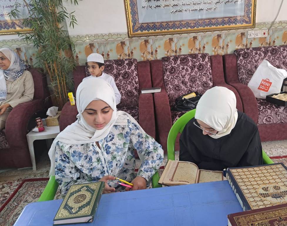 العراق: مركز علوم القرآن يجري إختبار لدورة قرآنية نسوية في بغداد + صور