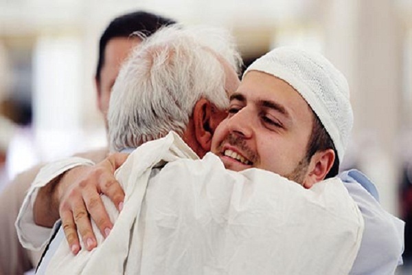 القرآن الكريم يؤكد على الأخُوَّة الإيمانية