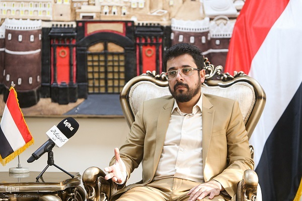 أساس نهضة الشعب اليمني هو ارتباطه بالقرآن/ ضرورة مراجعة المشروع القرآني للسيد حسين بدر الدين