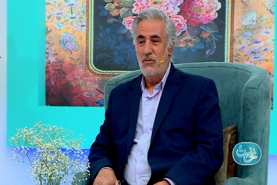شاهد...تلاوة عطرة بصوت القارئ الدولي