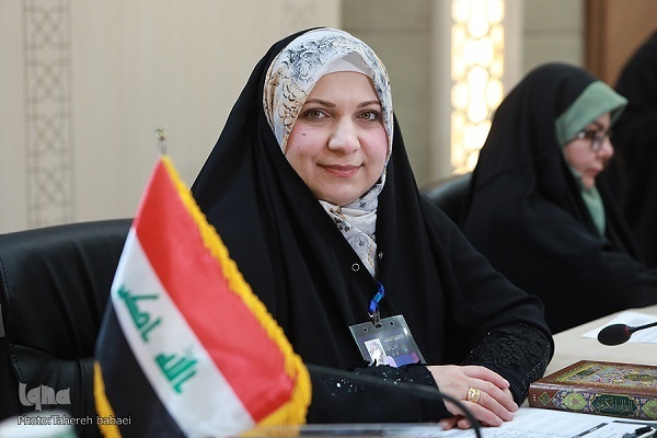 من الجدير أن يضاف فرع التفسير إلى القسم النسوي لمسابقات إیران الدولية للقرآن