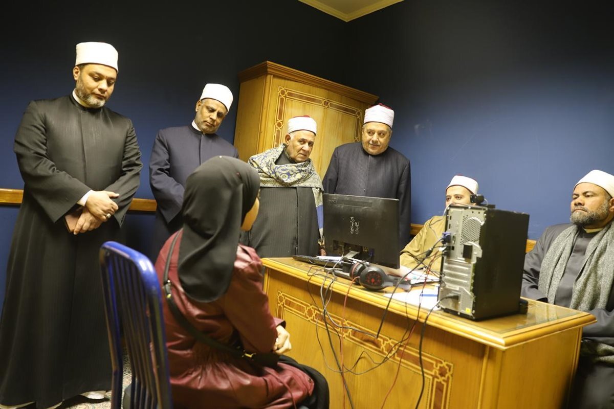 مصر: إنطلاق مسابقة الأزهر لحفظ القرآن لتحديد العشرة الأوائل + صور 