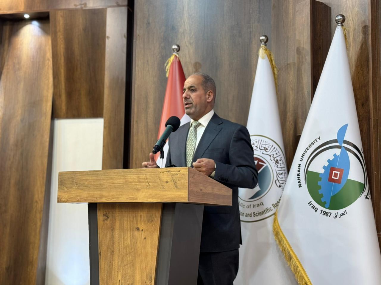 جامعة عراقية تحتضن محاضرة قرآنية تخصصية في علم الأداء القرآني + صور جامعة عراقية تحتضن محاضرة قرآنية تخصصية في علم الأداء القرآني + صور