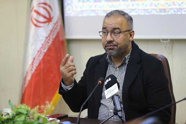 ناشط ثقافي إيراني يكشف عن الأنشطة القرآنية لمجمع ثامن الأئمة(ع) في أستراليا