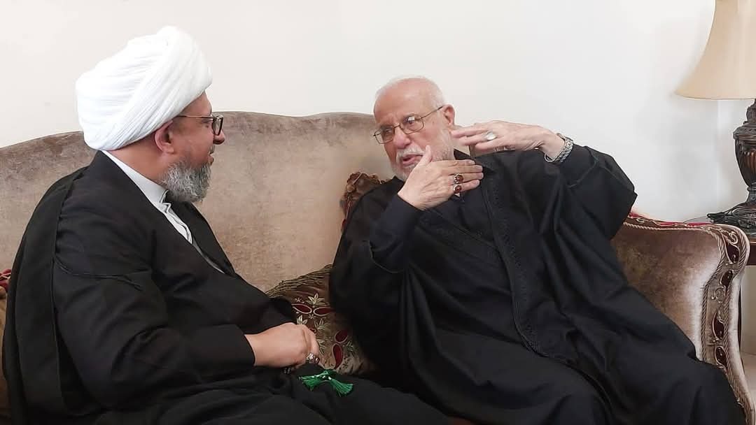 ممثل المرجع اليعقوبي يزور عائلة الشهيد السيد حسن نصر الله + صور