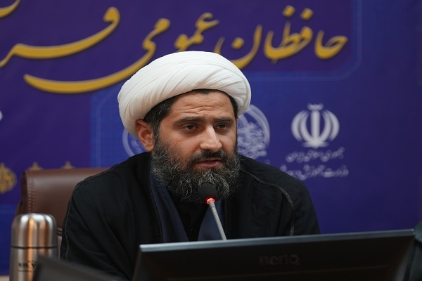 إيران بحاجة إلى تطوير مجال حفظ القرآن الكريم