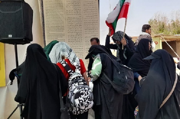 توقيع عريضة لإدانة الكيان الصهيوني في مسيرة الأربعين