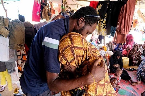 السودان... مقتل 75 مصلياً بقصف للدعم السريع مسجداً بالفاشر