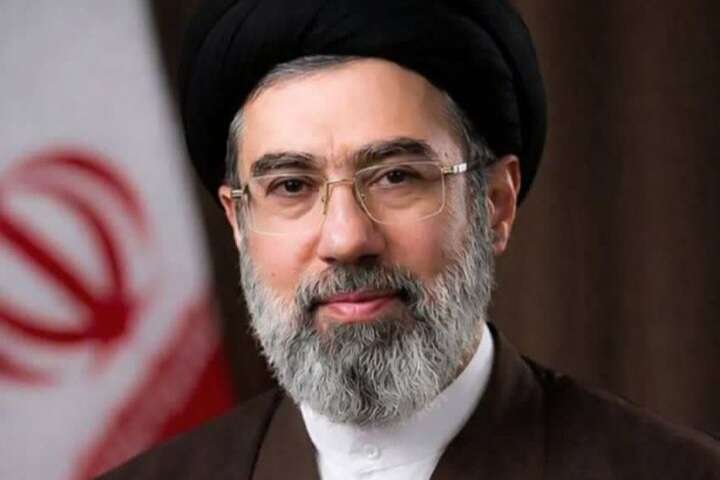 قائد الثورة الاسلامیة يعزّي في استشهاد وزير الامن الشهيد حجة الاسلام خطيب