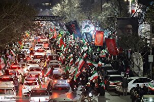 تقرير مصور | تجديد العهد مع قائد الثورة الشهيد في مشهد المقدسة