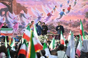 تقرير مصور | إجتماع أطفال طهران في أربعينية إستشهاد تلميذات مدرسة 