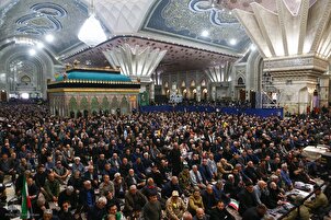 تقرير مصور | إقامة صلاة الجمعة في طهران بمرقد الإمام الخميني (قدس سره)