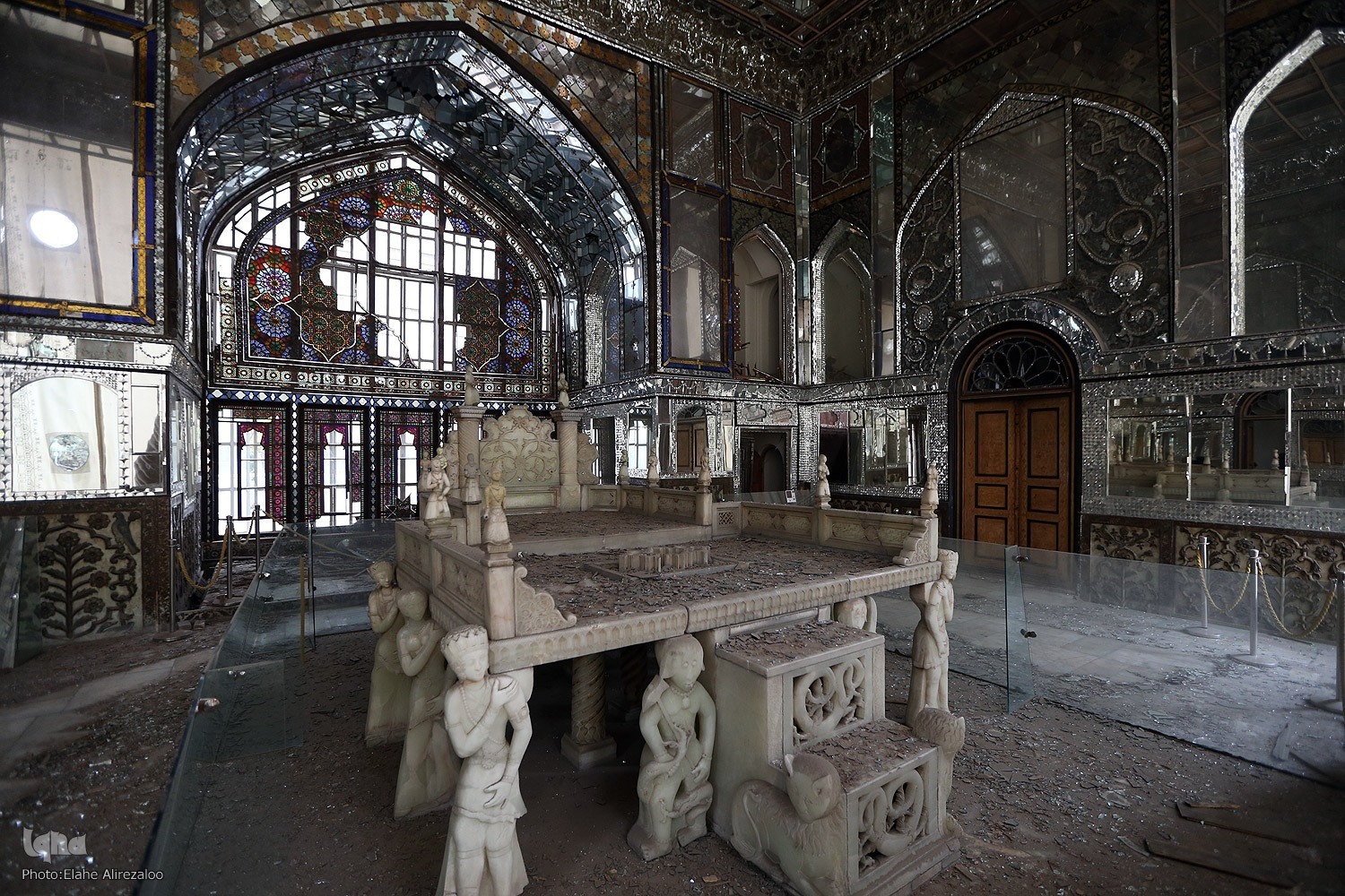 140 جرحاً؛ سردٌ لكراهيةٍ بعُمق آلاف السنين من الحضارة الإيرانية