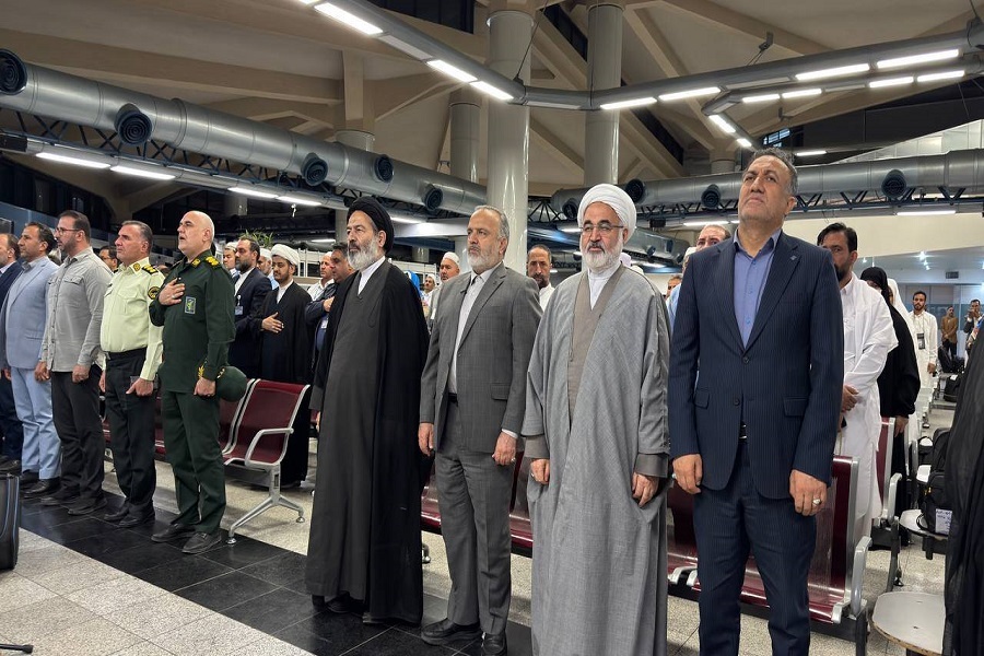 يجب على زوّار أرض الوحي الاهتمام بتلاوة القرآن وسلوكه