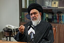 التباين بین "الروحانية الأصيلة" و"السياسة الملوثة" بات واضحاً جليّاً مرة أخرى