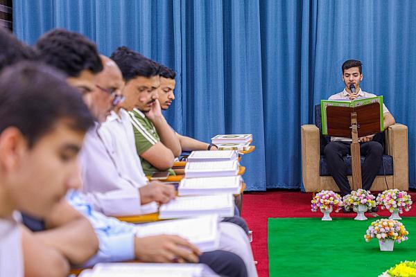 المجمع العلمي للقرآن فی العراق يُقيم جلسةً عن فنّ الأداء کالقرآني