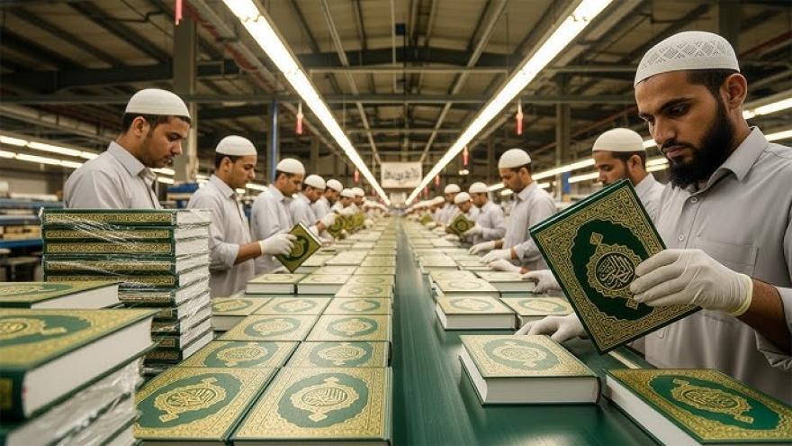 المصحف عبر العصور.. كيف أعاد مصحف النجف صياغة تأريخ الطباعة القرآنية برؤية عالمية؟
