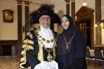 "بحفل افتتح بالقرآن".. تنصيب أول عمدة مسلم لثاني أكبر مدينة بريطانية