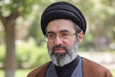 قائد الثورة يحذر: العدو يسعى حاليا لإحداث الوقيعة من اجل تعويض هزائمه