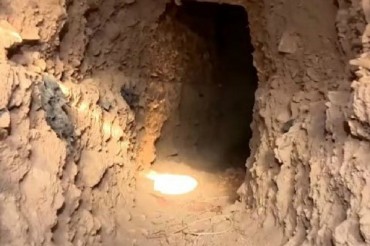 İŞİD terrorçularının Mosul ətrafında qazdığı tunellər