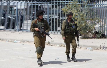 İsrail əsgərləri fələstinli gənc qızı vurdu