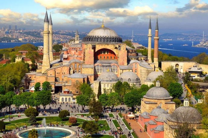 Aya Sofiya məscid olaraq açılmalıdır