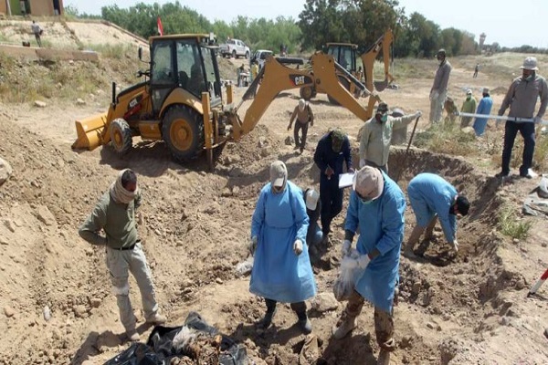 İŞİD-in oğurladığı 39 hindistanlının cəsədi Mosulda tapıldı