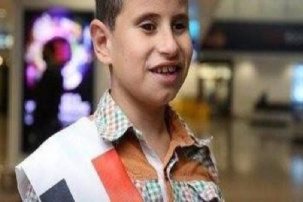Misirli uşaq Quranı iki dilə tərcümə ilə əzbərləyib