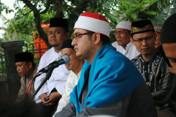Oruc ayələri Mahmud Şəhat Ənvərin səsi ilə