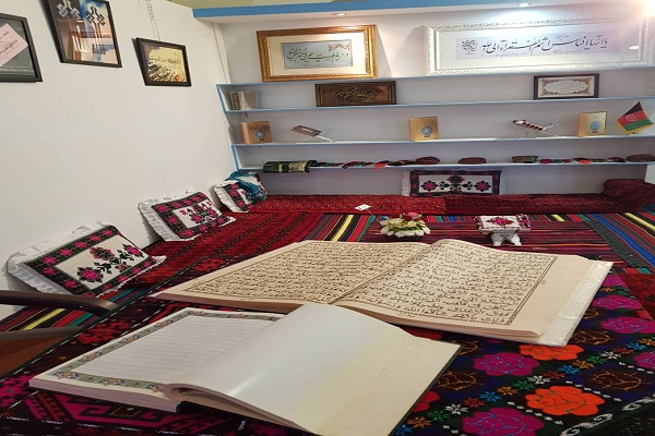Tehran sərgisində Əfqanıstan hücrəsi