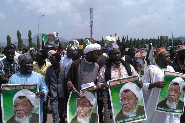 Nigeriyada Şeyx Zəkzakinin azadlığı tələbi ilə aksiya keçirilib Nigeriyada Şeyx Zəkzakinin azadlığı tələbi ilə aksiya keçirilib