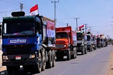 Misirli humanitar yardım daşıyan yük maşınları Qəzzaya yola düşdü