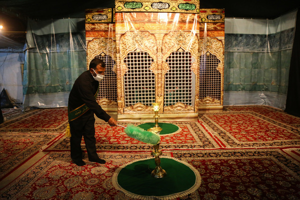 Həzrət Məsumənin (s) hərəmində Ərbəin sərgisi